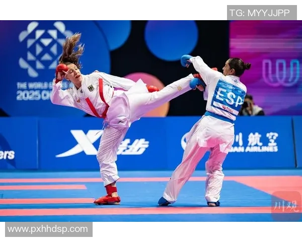 2019年阿贾克斯对阵海伦维恩精彩回顾与赛后分析 2019年阿贾克斯对阵海伦维恩精彩回顾与赛后分析