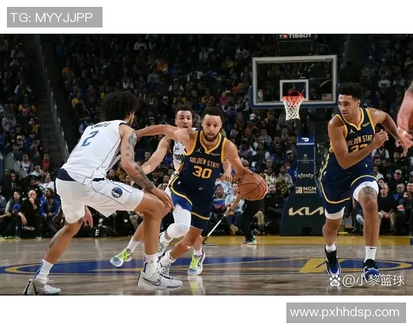 勇士与独行侠激战正酣1月14日NBA精彩对决即将上演 勇士与独行侠激战正酣1月14日NBA精彩对决即将上演