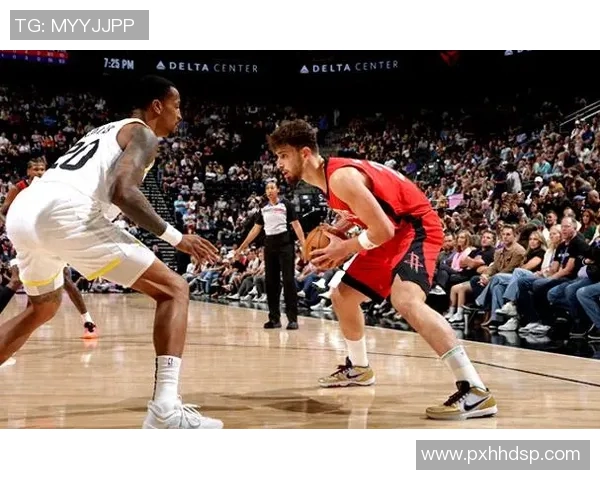 2007年NBA季后赛首战火箭对决爵士精彩回顾与赛况分析 2007年NBA季后赛首战火箭对决爵士精彩回顾与赛况分析